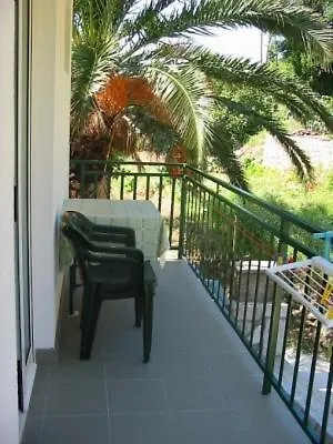 דירה In With Balcony, Air Condition, Wifi